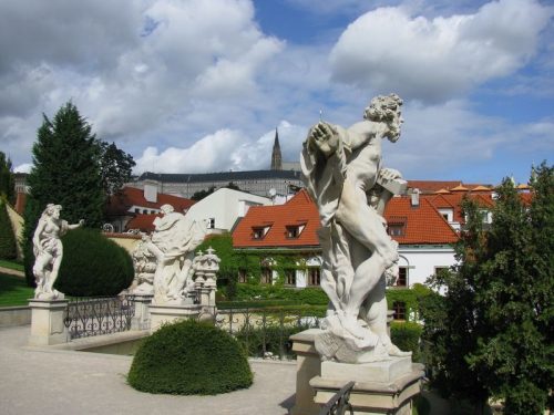 Esculturas en los Jardines Vrtba