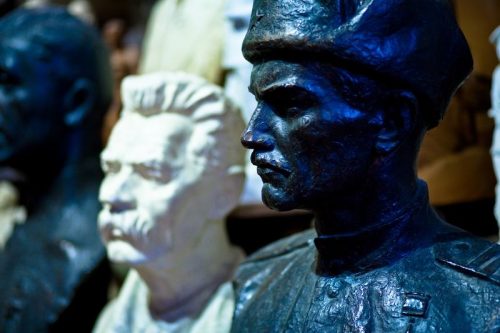 Estatuas en el Museo del Comunismo