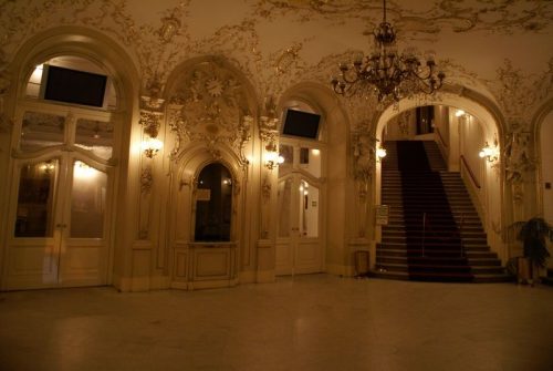Interior de la Ópera Estatal