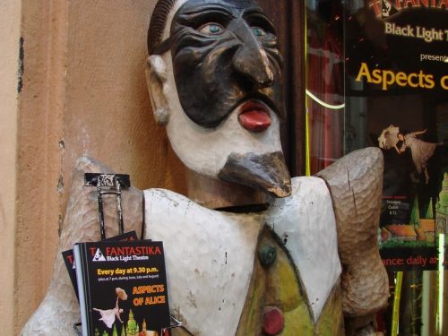 Máscara teatro negro